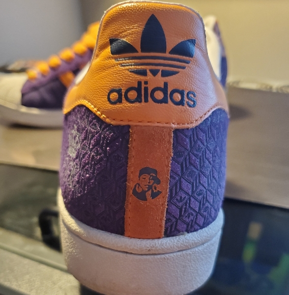 Missy Elliot Adidas Superstar - Picture 3 of 6